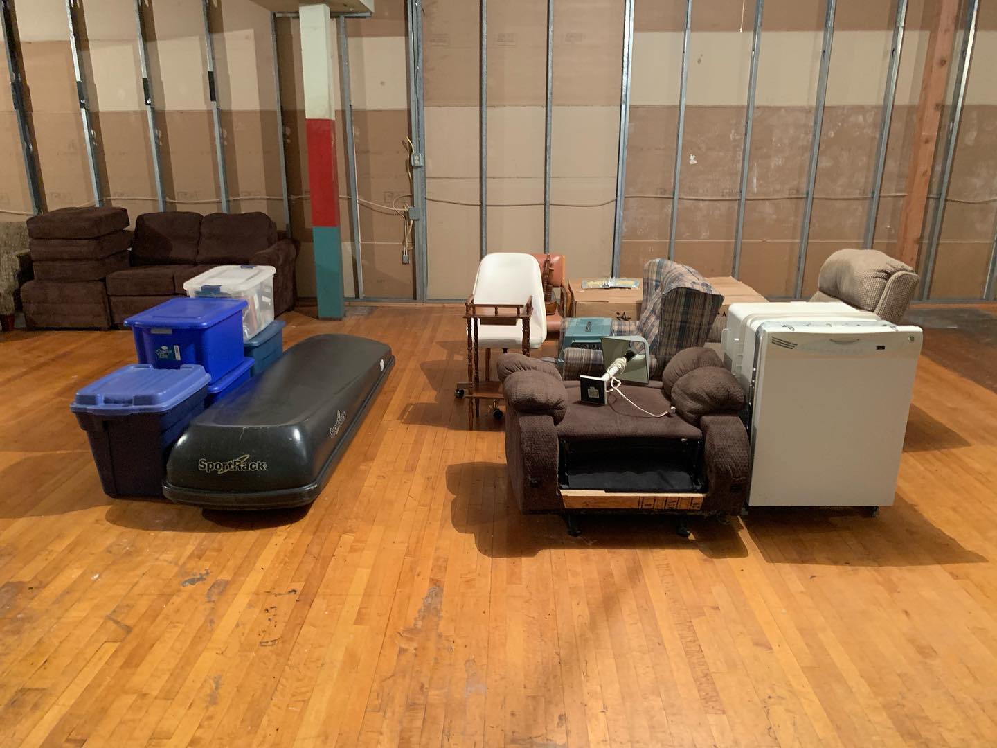 Furniture Removal In Central, PA 7174975287 You Call We Haul